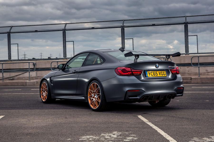  BMW M4 GTS 2016 года  (UK) (фото 12 из 23)